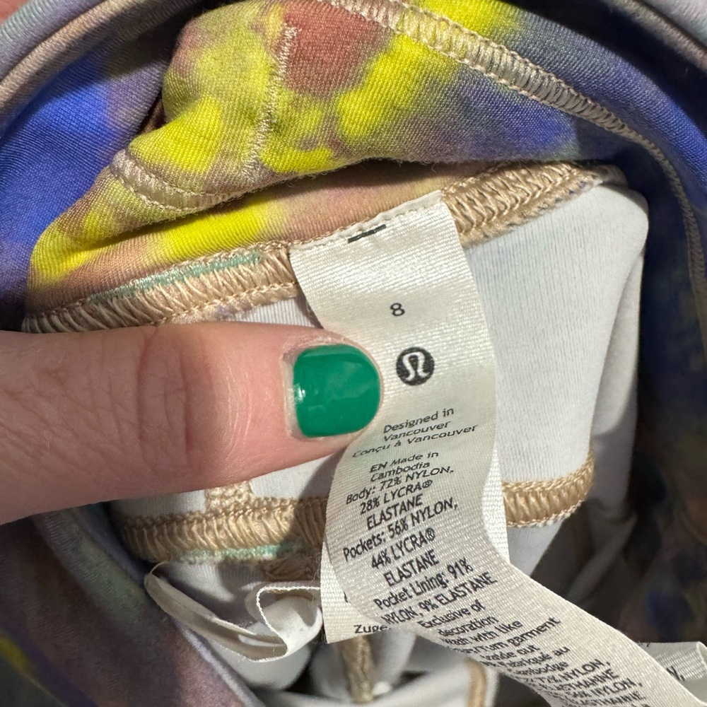 Lululemon Cargo Super-High-Rise Hiking Short 8" Womens Size 8 - Picture 6 of 6